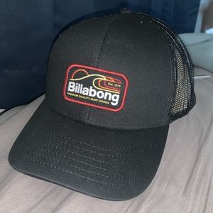 NWT Billabong Men’s Walled Trucker Hat